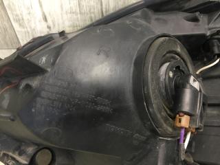 Фара правая PRIUS - 30 09-17 2013 ZVW30 1.8 2ZRFXE