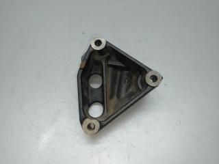 Кронштейн двигателя правый PRIUS - 30 09-17