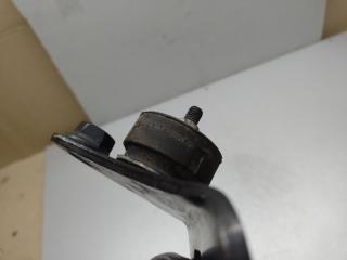 Кронштейн двигателя задний PRIUS - 30 09-17