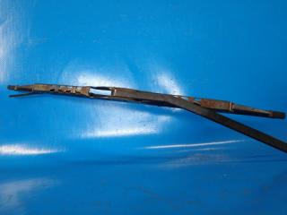 Поводок стеклоочистителя передний SUZUKI SX4 06-13 2.0 J20A