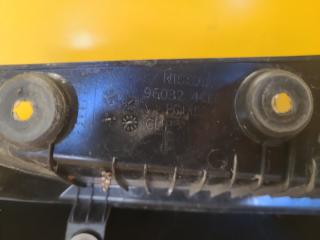 Спойлер крышки багажника задний правый X-TRAIL/ROGUE T32 13-20