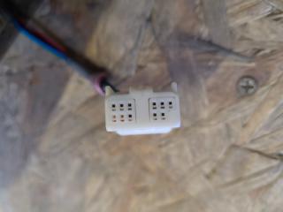 Зеркало правое UX 200 18-