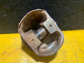 Поршень левый G35 03-07 2006 Седан 3.5