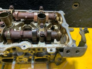 Головка блока цилиндров левая G35 03-07 2006 Седан 3.5