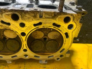 Головка блока цилиндров левая G35 03-07 2006 Седан 3.5