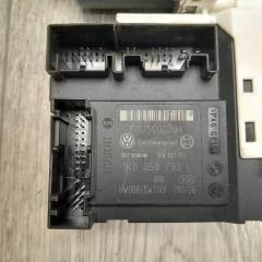 Моторчик стеклоподъемника передний левый VOLKSWAGEN JETTA 05-10 Седан 2.5