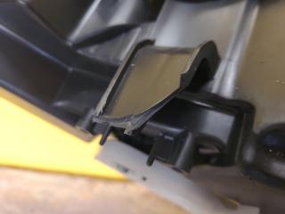 Фара правая LEAF 10-17