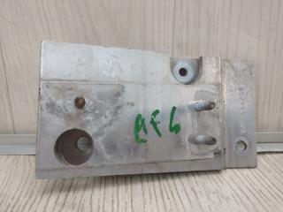 Кронштейн усилителя заднего бампера левый PATHFINDER R52 12-21 2015 R52 3.5 VQ35DE