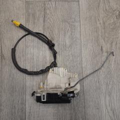 Замок двери передний правый DODGE DURANGO 11- (WD)