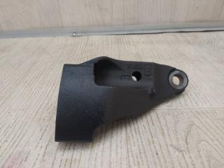 Кронштейн правый VENZA 09-16 2009 3.5 2GR-FE