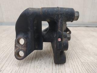 Кронштейн задний VENZA 09-16 2009 3.5 2GR-FE