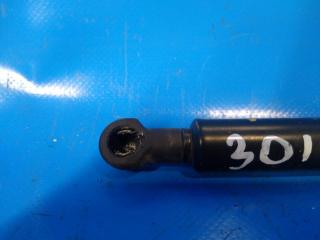 Амортизатор капота левый IS250/350 05-13 2013 GSE20L 2.5 4GR-FSE