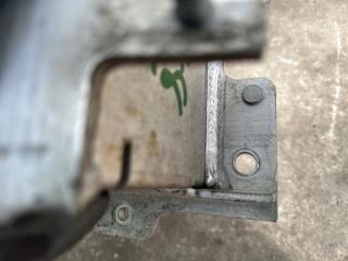 Кронштейн усилителя переднего бампера правый PATHFINDER R52 12-21 2013 3.5 VQ35DE