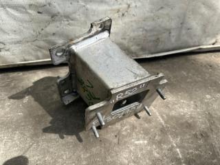 Кронштейн усилителя переднего бампера левый PATHFINDER R52 12-21 2013 3.5 VQ35DE