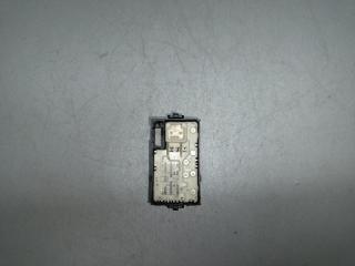 Кнопка стеклоподъемника задняя левая SIENNA 11-16 2012 3.5 2GR-FE