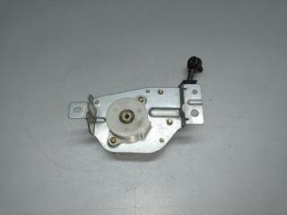 Трос замка багажника левый OUTLANDER XL 05-13 2006 CW 3.0 6B31