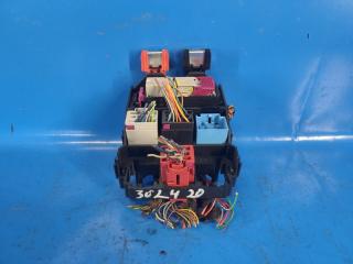 Блок предохранителей салон AUDI A6 (C7) 11-18 2011