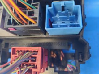 Блок предохранителей салон A6 (C7) 11-18 2011 CGXB 3.0T