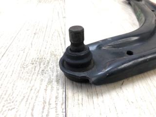 Рычаг передней подвески нижний правый FIESTA 08-17 2017 1.6 C16HDEZ