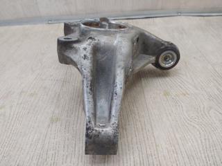 Кулак поворотный передний правый PRIUS - 30 09-17 2013 ZVW30 1.8 2ZRFXE