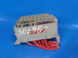 Блок предохранителей салон VOLVO XC70 00–07 2006