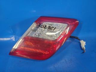 Фонарь внутренний правый TOYOTA CAMRY 40 06-11 2010 Б/У Фонарь внутренний правый TOYOTA CAMRY 40 06-11 2010