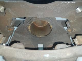 Суппорт тормозной передний левый SUZUKI KIZASHI 09-14 J24B