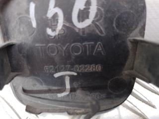 Заглушка буксировочного крюка правая COROLLA 150 06-13