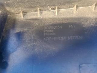 Накладка кузова правая XC90 02–16 2008 3.2L