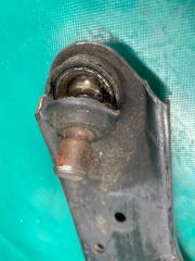 Рычаг передней подвески нижний правый MAZDA 3 BL 09-13 2.0 LF