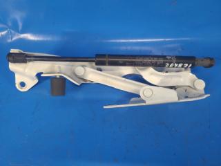 Петля крышки багажника правая 200 10-14 2013 3.6 ERB