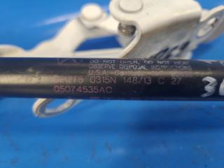 Амортизатор крышки багажника правый 200 10-14 2013 3.6 ERB