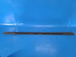 Уплотнитель стекла двери передний левый 200 10-14 2013 3.6 ERB