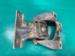 Подушка двигателя 6 GG 02-07 2003 2.3