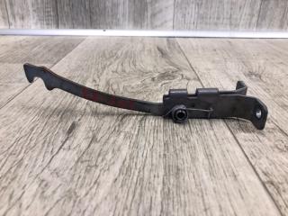 Ограничитель двери задний левый NV200 USA 13- 2013 2.0 MR20DE