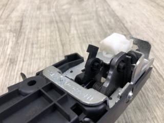 Ручка двери внутренняя левая MDX (YD2) 06-13 2007 YD2 3.7 J37A1