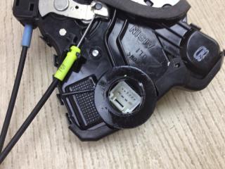 Замок двери передний левый VENZA 09-16 2009 3.5 2GR-FE