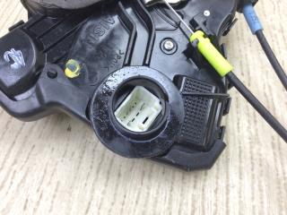 Замок двери передний правый VENZA 09-16 2009 3.5 2GR-FE