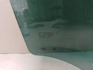 Стекло двери заднее правое VOLKSWAGEN TOUAREG 02-10 BHK 3.6