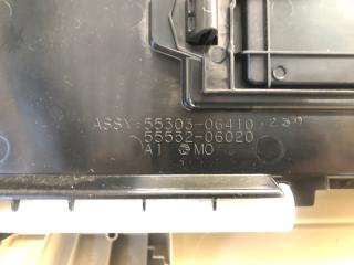 Бардачок CAMRY 70 17- 2020 GSV70 2.5 A25AFKS