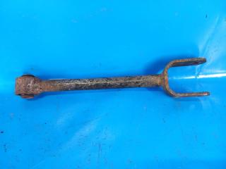 Рычаг задней подвески поперечный верхний 200 10-14 2013 3.6 ERB