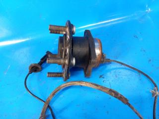 Ступица задняя левая 200 10-14 2012 2.4 ED3