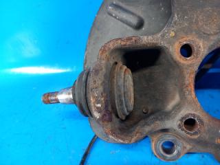 Кулак поворотный левый 200 10-14 2013 3.6 ERB