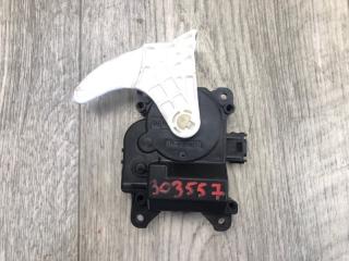 Моторчик заслонки печки PRIUS - 30 09-17 2013 ZVW30 1.8 2ZRFXE