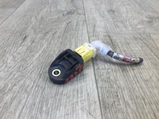 Датчик удара передний левый TOYOTA PRIUS - 30 09-17 2013