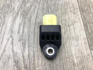 Датчик удара левый PRIUS - 30 09-17 2013 ZVW30 1.8 2ZRFXE