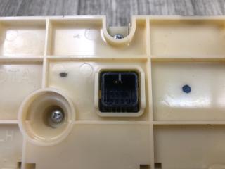 Блок управления печкой PRIUS - 30 09-17 2013 ZVW30 1.8 2ZRFXE