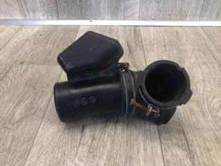 Патрубок воздушного фильтра TOYOTA PRIUS - 30 09-17 ZVW30 1.8 2ZRFXE