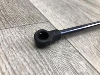 Амортизатор крышки багажника правый PRIUS - 30 09-17 2013 ZVW30 1.8 2ZRFXE