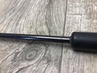 Амортизатор крышки багажника правый TOYOTA PRIUS - 30 09-17 ZVW30 1.8 2ZRFXE